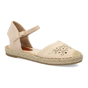 Alpargata plana mujer troquelada cómoda