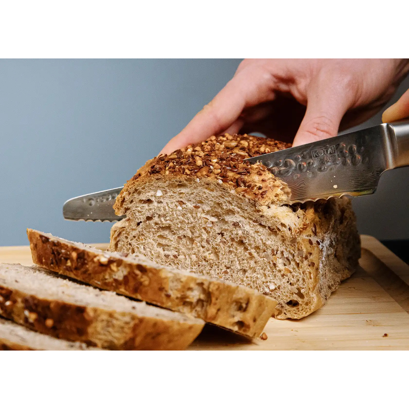 Coltello da pane seghettato | acciaio damasco | L: 20 cm