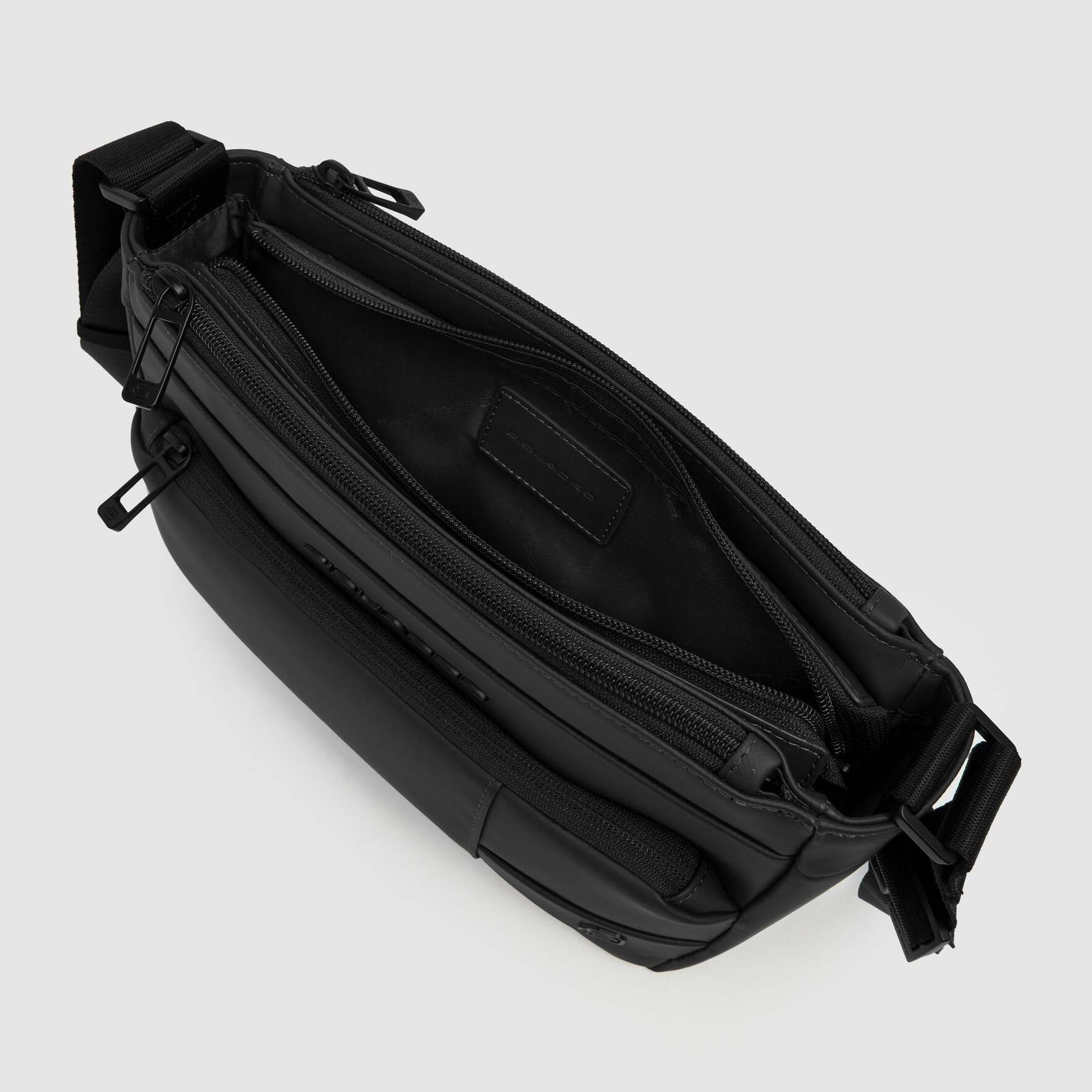 Piquadro Borsa uomo a tracolla resistente all'acqua