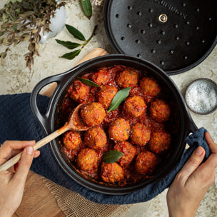 Volcan - Cocotte redonda 20 cm de fundición de hierro negro con tapa