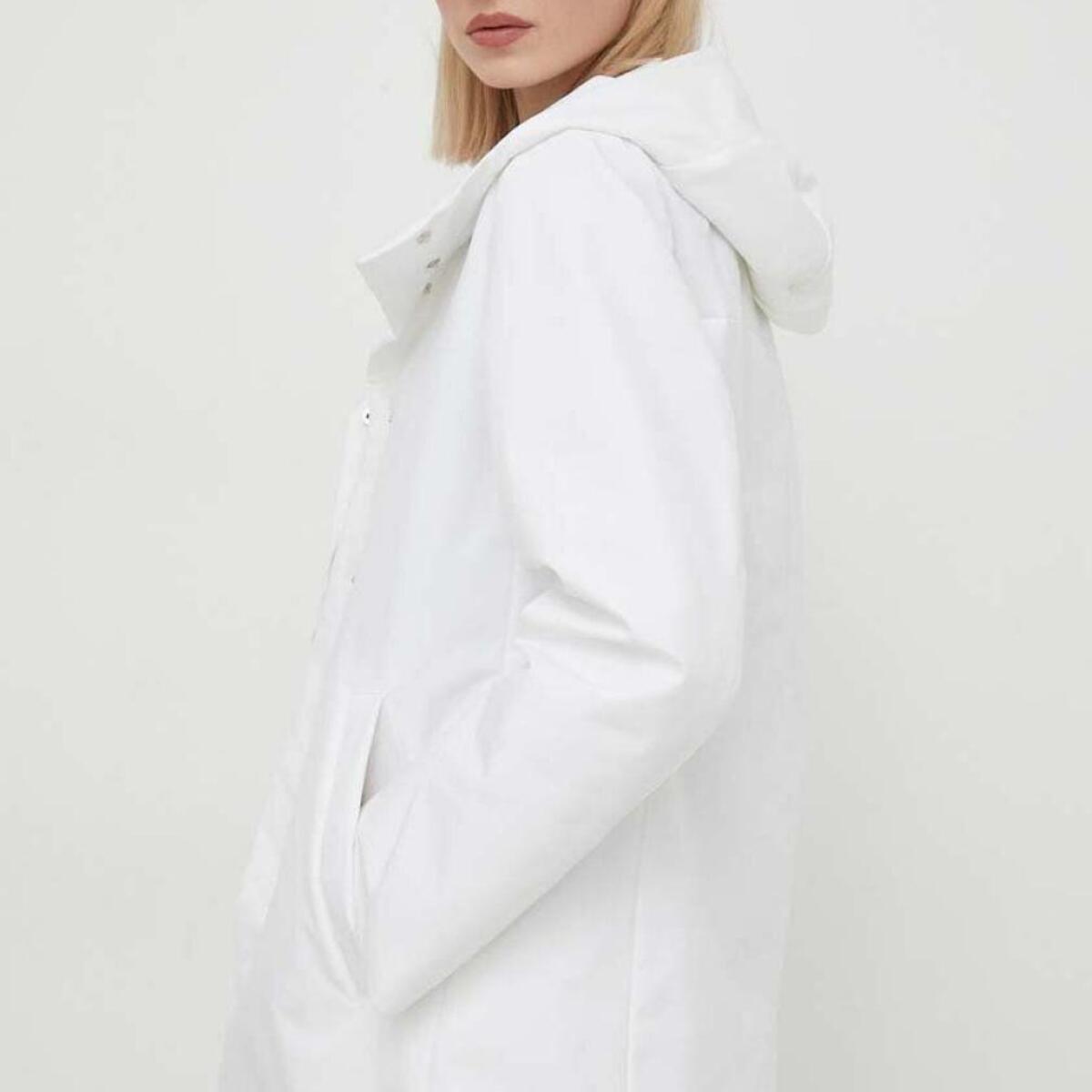 Chaqueta Mujer de la marca GEOX  modelo W NAHALA BLANCO