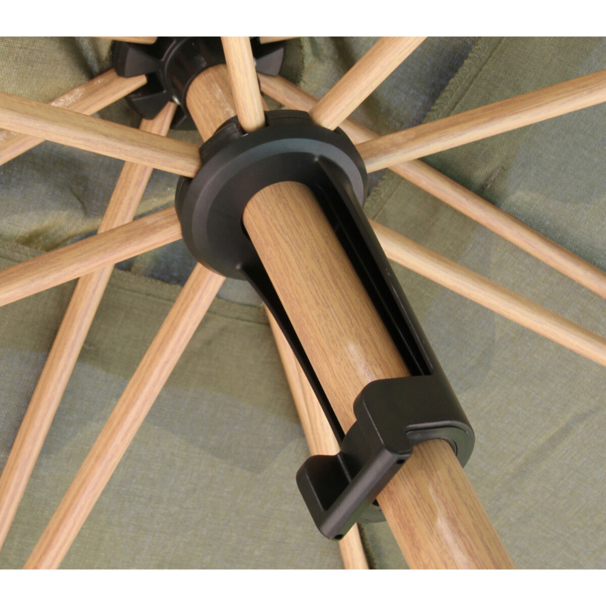 Parasol droit Ø2,4m - effet bois - terracotta - RUBIS