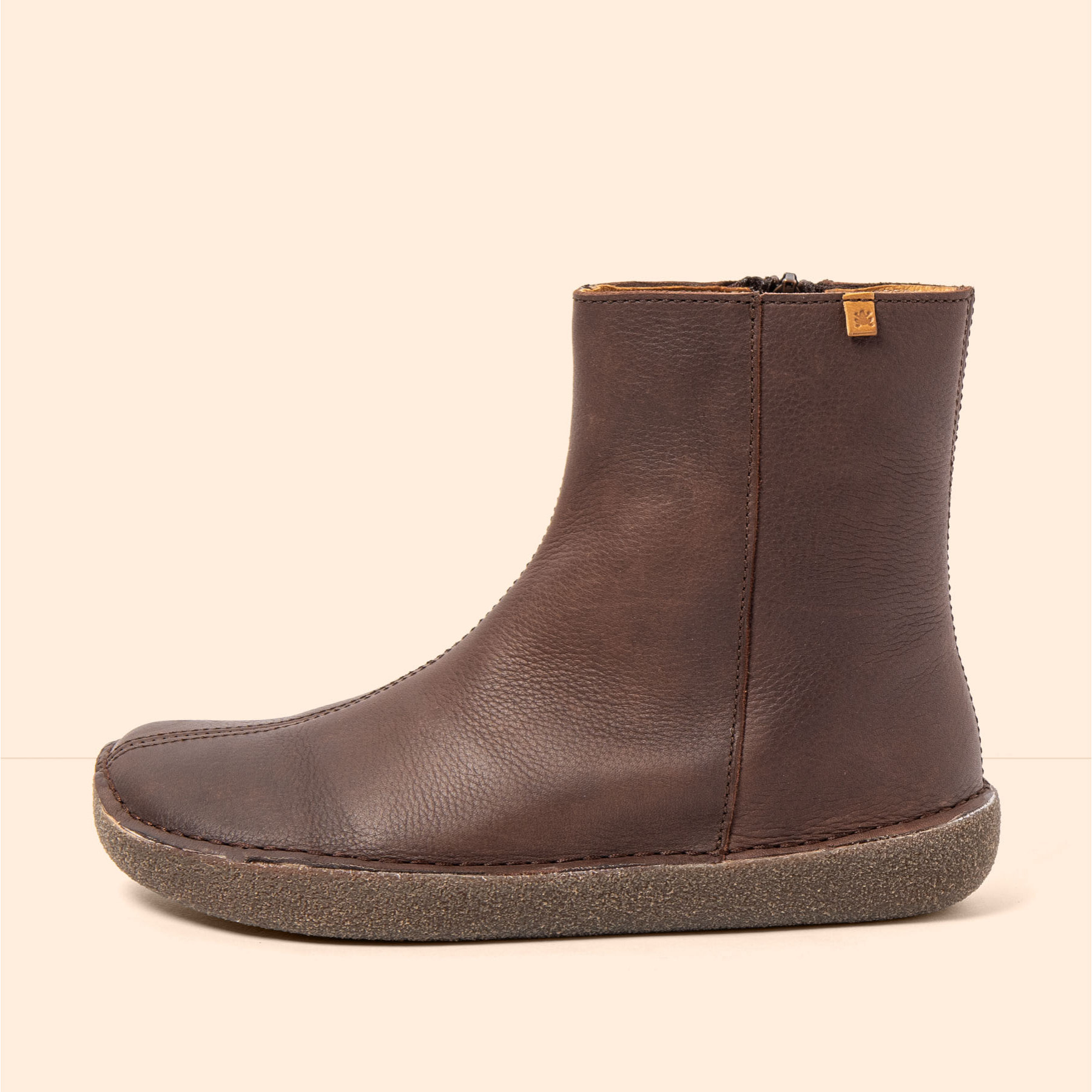 Botines N6063 ALPINE GRASS BROWN/ TAMI color Brown