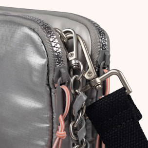 Bolso Bandolera Doble Metalizado en Poliamida Reciclada DEEP RECYCLED CROSSBODY DOUBLE PLATA
