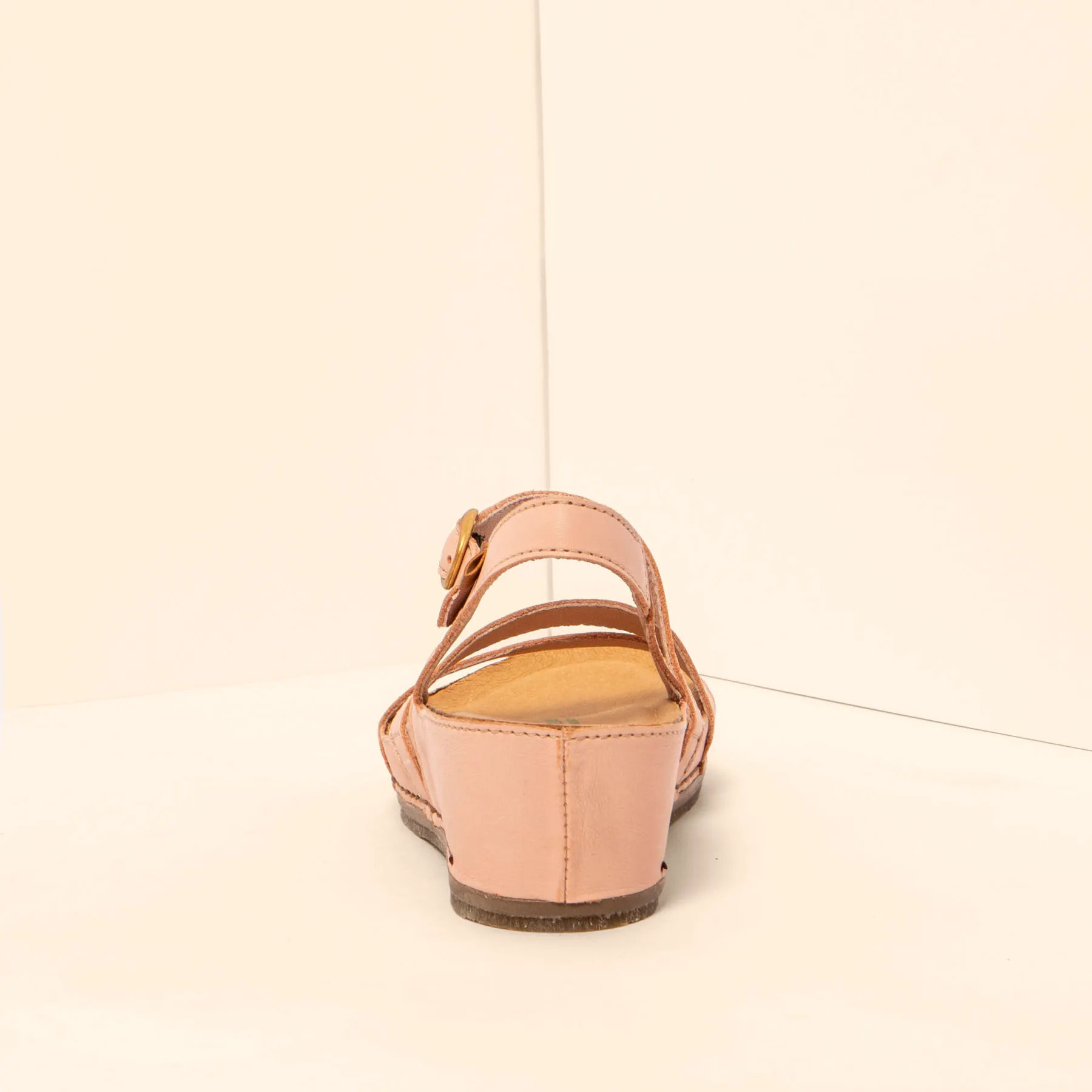 Sandalia de cuña N5855 SOFT NAPPA SALMON / PICUAL color Salmon