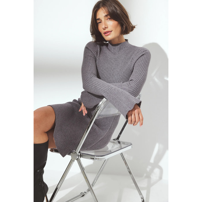 Knitted High Neck Flowy Mini Dress Vestiti autunnali Nakd