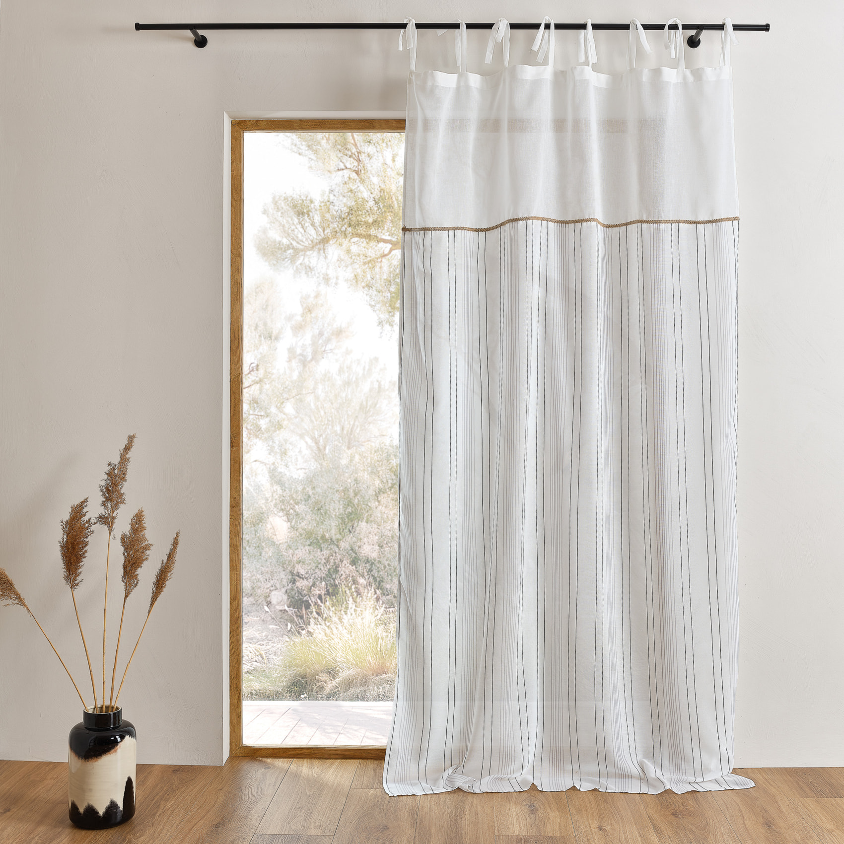 Voilage tamisant à nouettes avec parement et finition jute - Ivoire