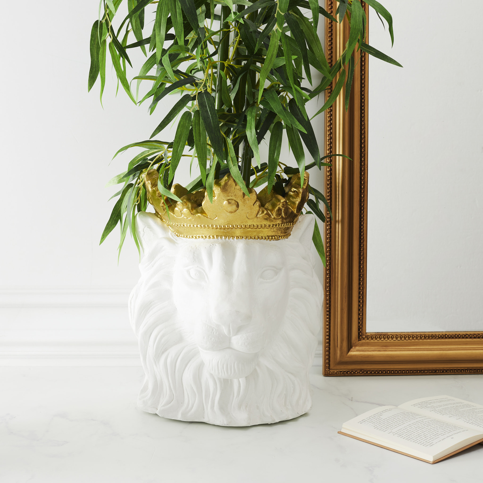 Cache Pot Lion Blanc Couronne Doree D16cm