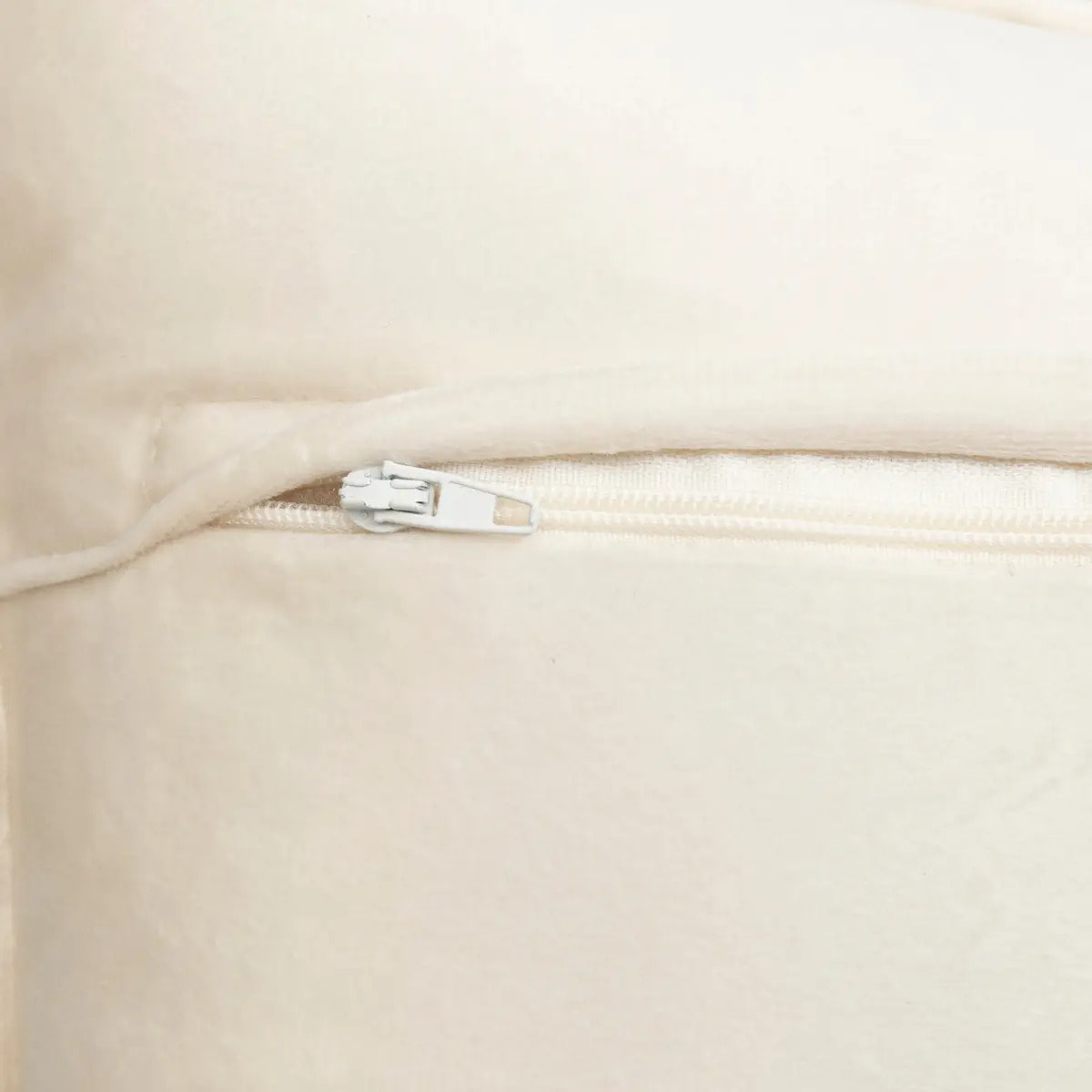 Coussin bouclette Soana blanc ivoire 30x50cm