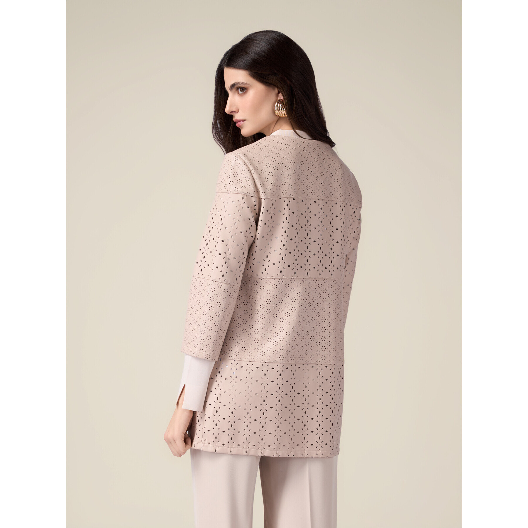 Oltre - Chaqueta midi calada - Beige