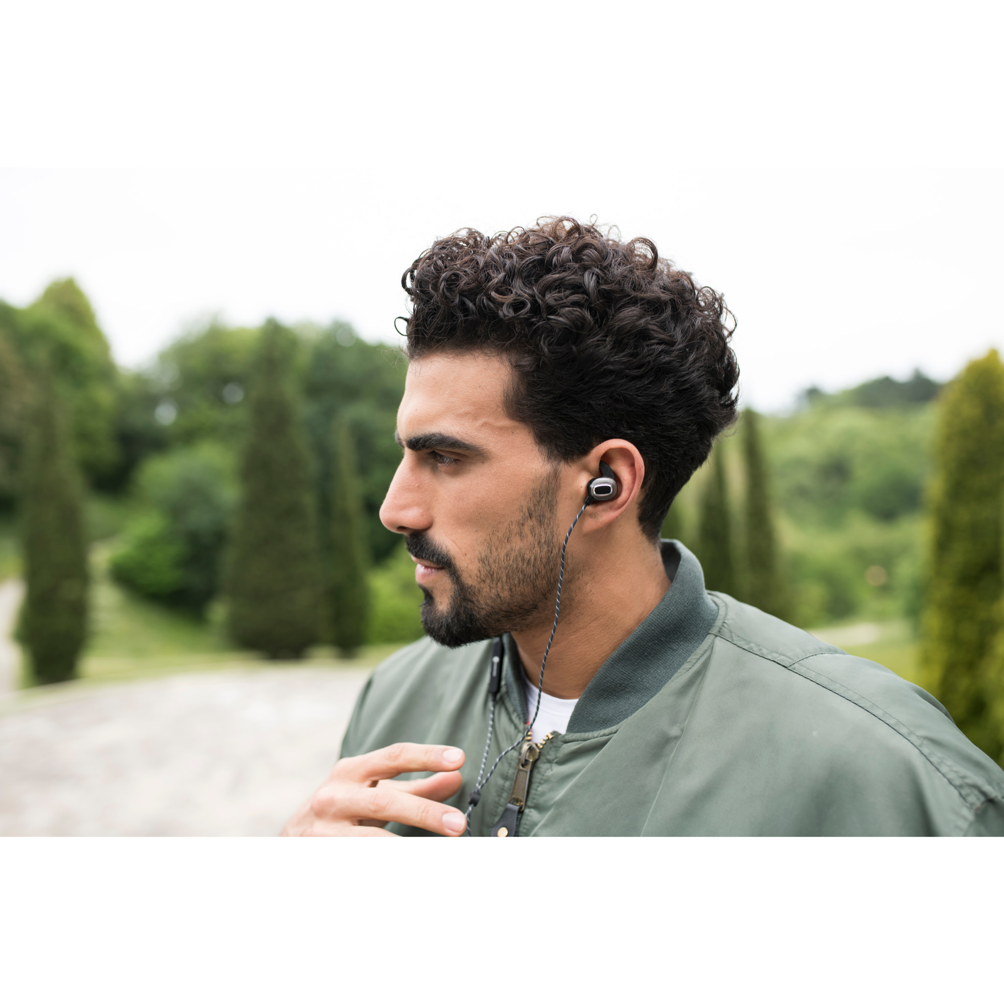 Auriculares MAGNUSSEN M4 - Negro y Plata