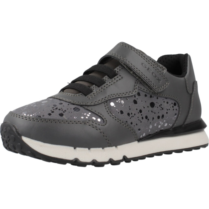 Zapatillas Niña de la marca GEOX  modelo J FASTICS GRIS