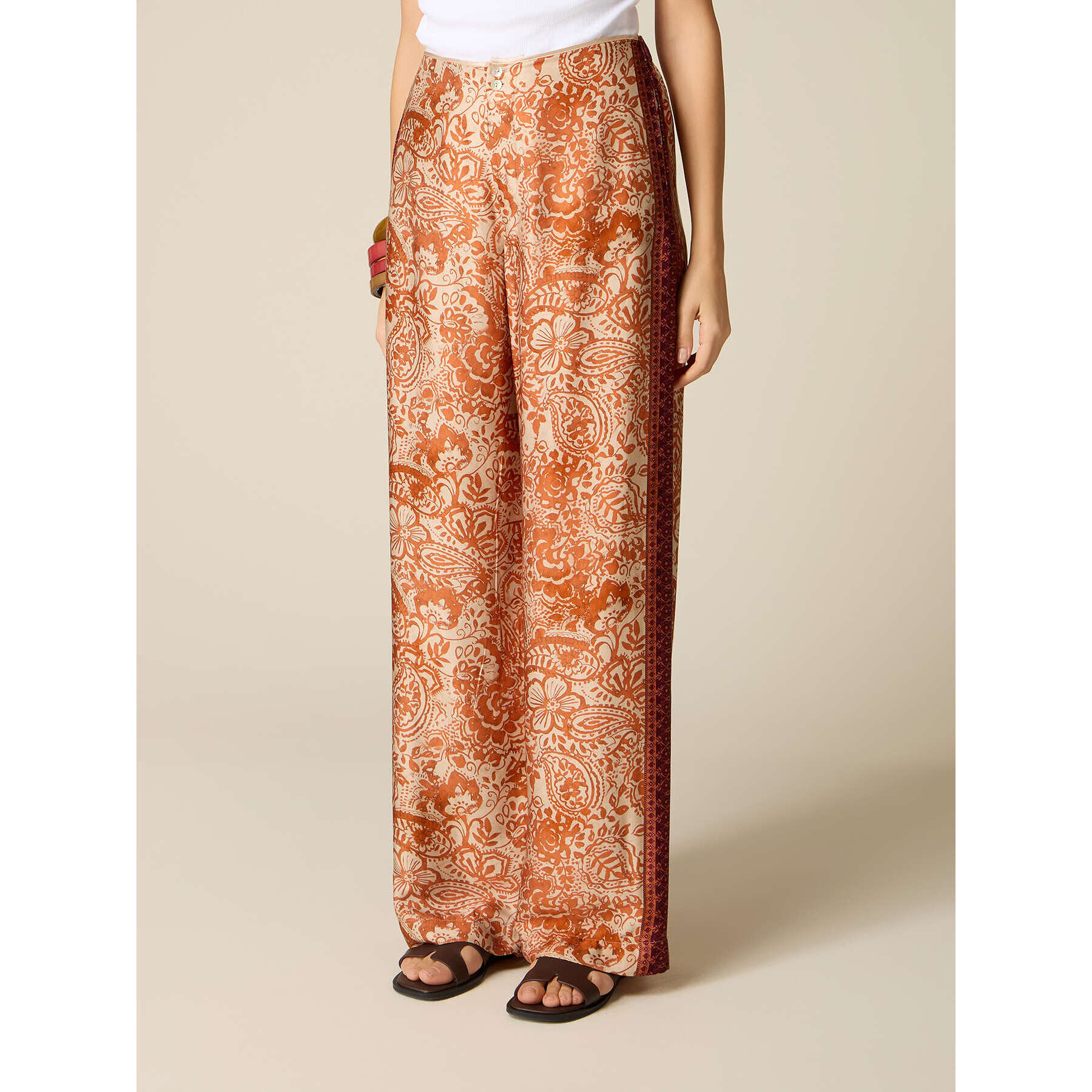 Oltre - Pantalones palazzo de satén estampado - Naranja sol