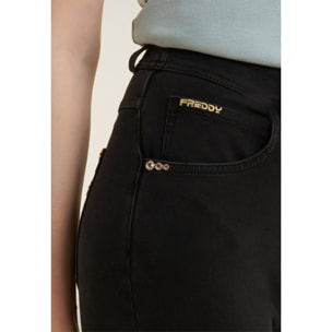 Pantaloni capri effetto denim con 5 tasche