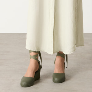 Alpargatas de cuña de mujer Careen en goma eva natural y sostenible con cierre de cintas