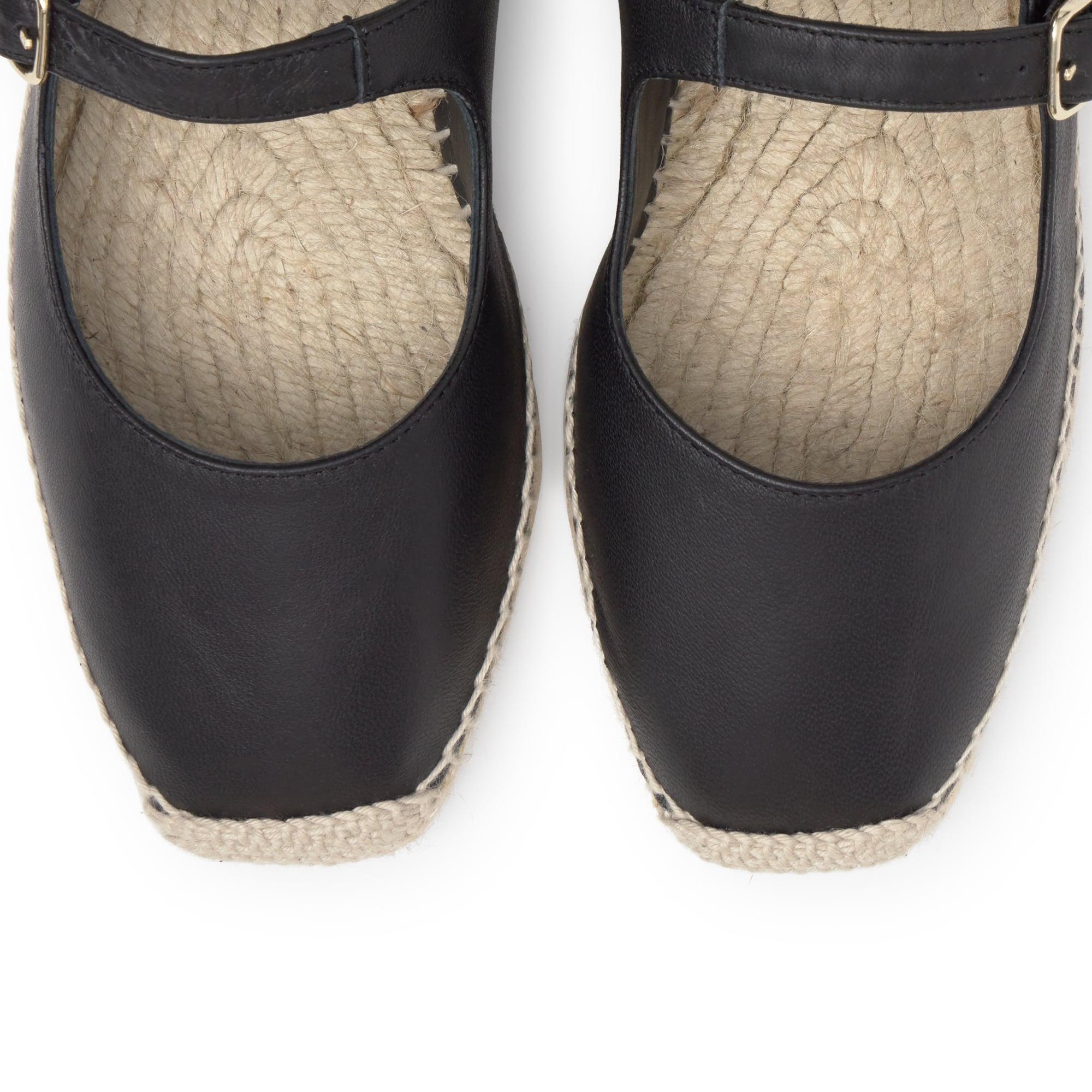 Alpargata Pepa plana mary-jane en napa con hebilla