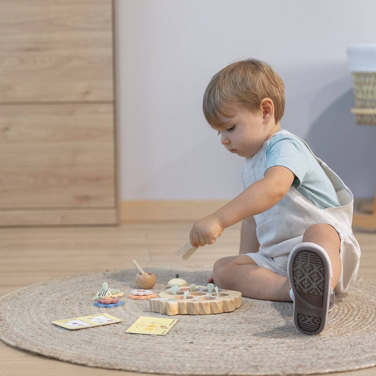 Beeloom- Juego de mesa de madera Beeboard Game para niños