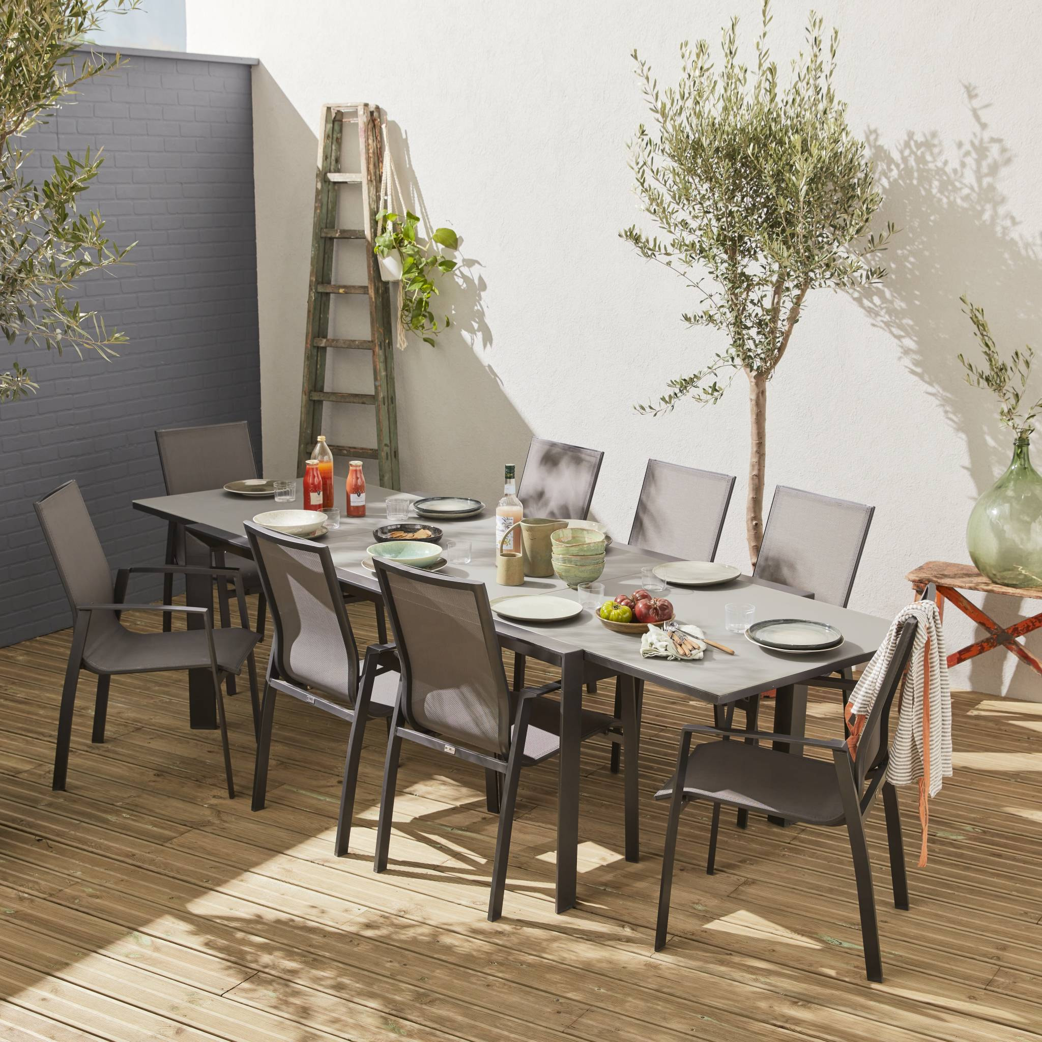 Table de jardin extensible aluminium + 8 assises - Washington Gris foncé - Table en aluminium 200/300cm. plateau en verre dépoli. rallonge et 8 fauteuils en textilène
