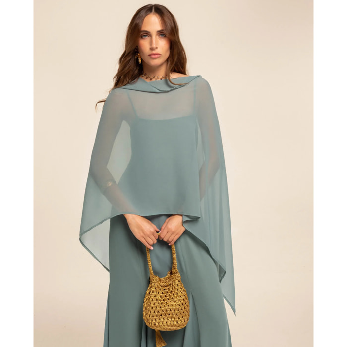 Capa de mujer elegante