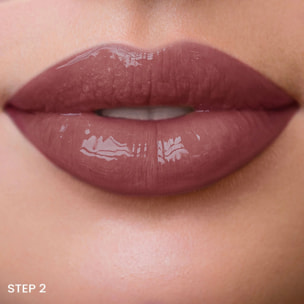 EXTRA DURABLE LIP DUO - LIQUID LIPSTICK + LIP GLOSS Rossetto liquido lunga durata con gloss lucido