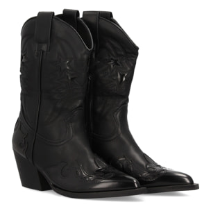 Botín cowboy mujer con bordados y estrellas