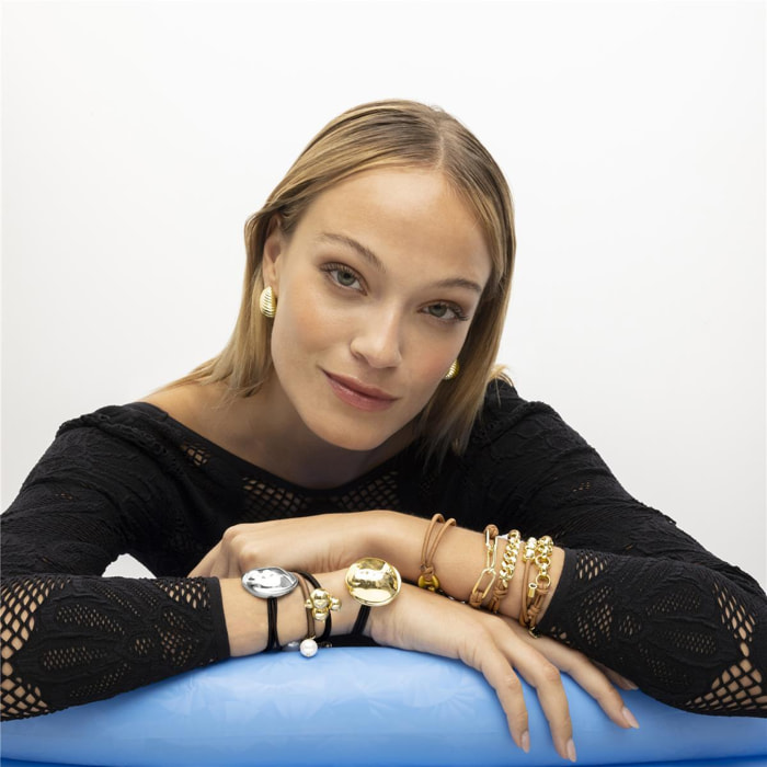 Coletero LUX BY LUX acabado en oro 18k