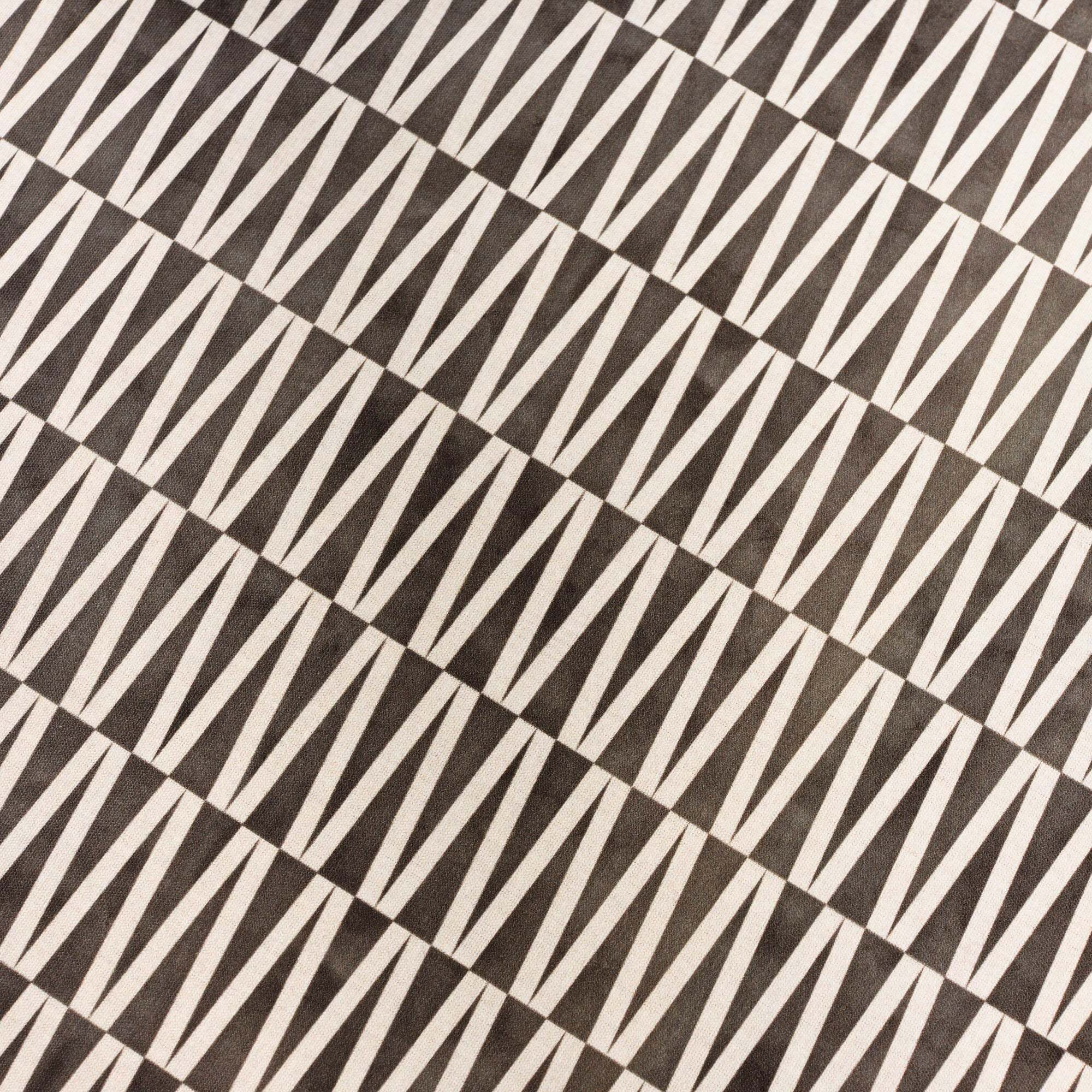 Nappe anti-taches au toucher tissu 0120-337