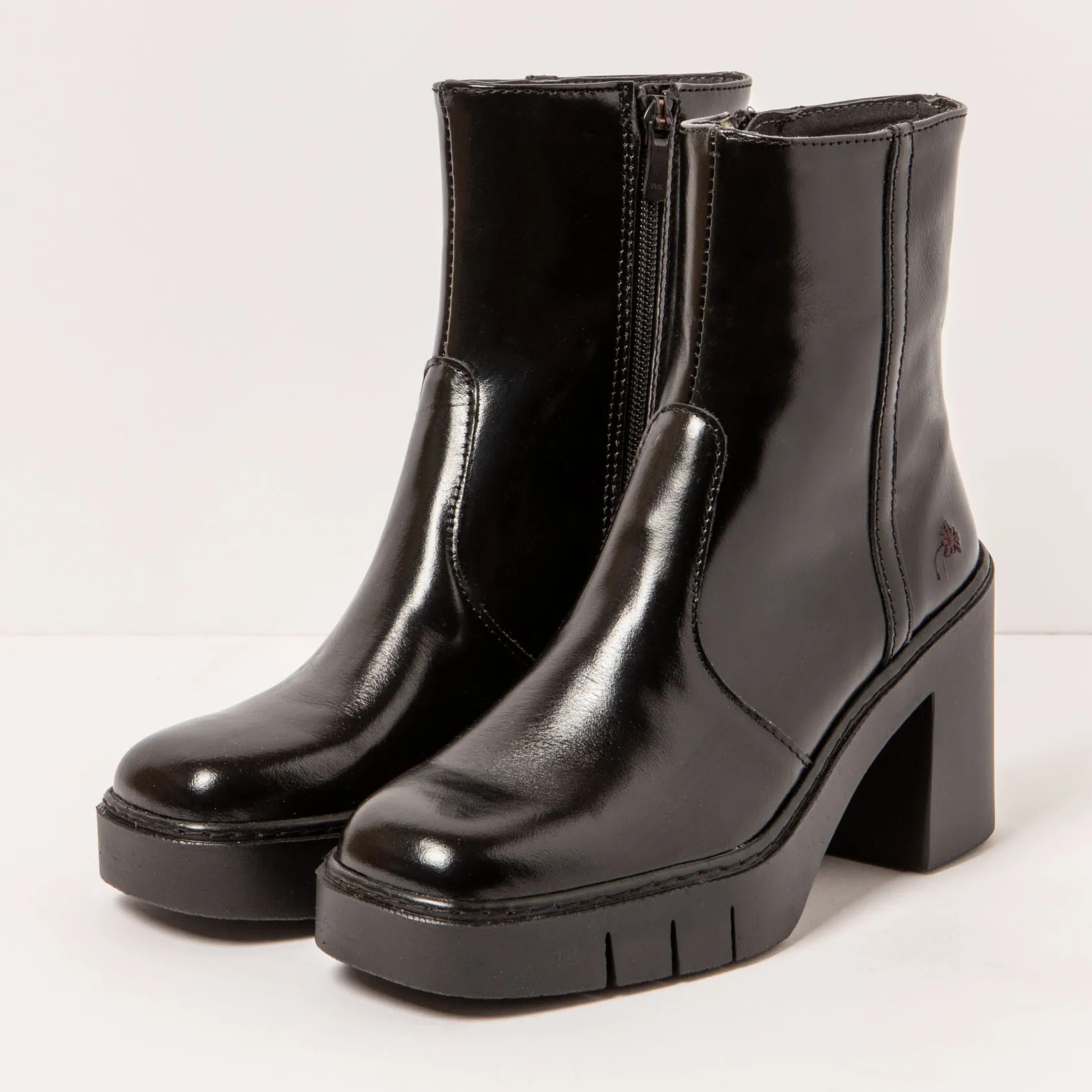 Botines con tacón 1974 NAPPA SHINNY TOTAL BLACK/BERNA color Total black