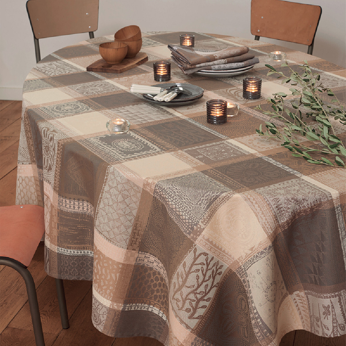 Nappe pur coton motif jacquard gris beige brun Mille wax argile