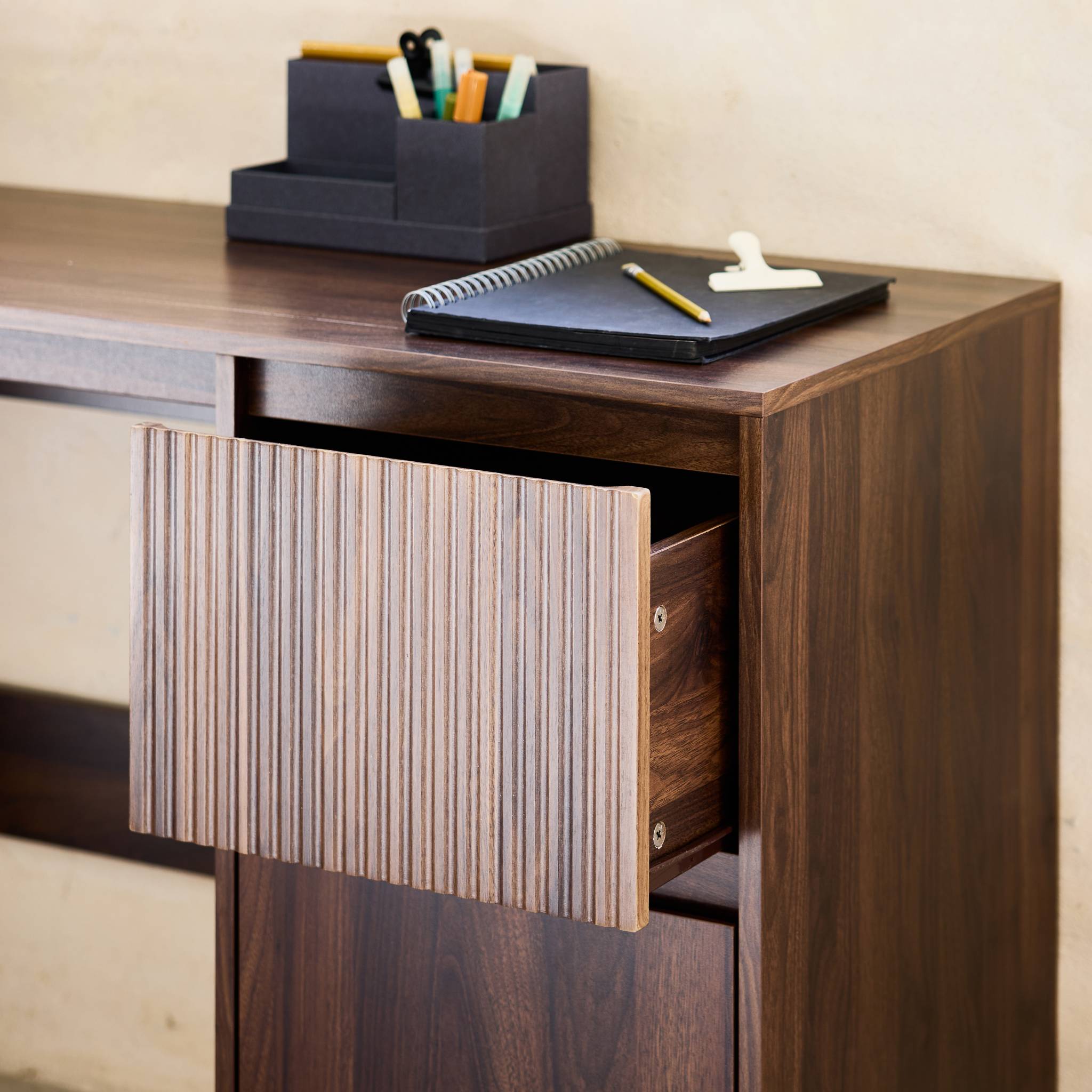 Bureau avec 2 tiroirs noyer LINEAR L 120 x P 48 x H 75cm