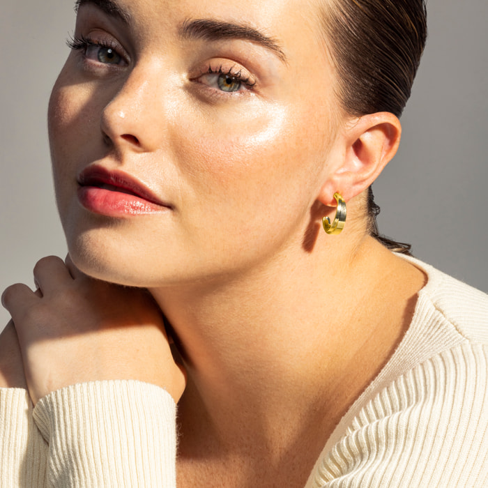 Pendientes de 21mm de diámetro acabado oro amarillo de 18K