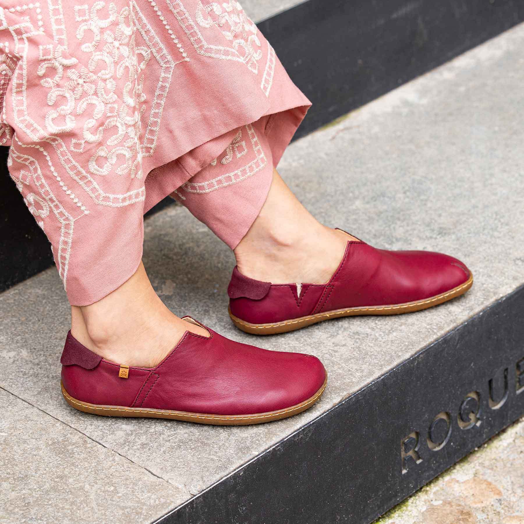 Zapatos N275 NOBUCK LAVADO MALVA/EL VIAJERO color Malva