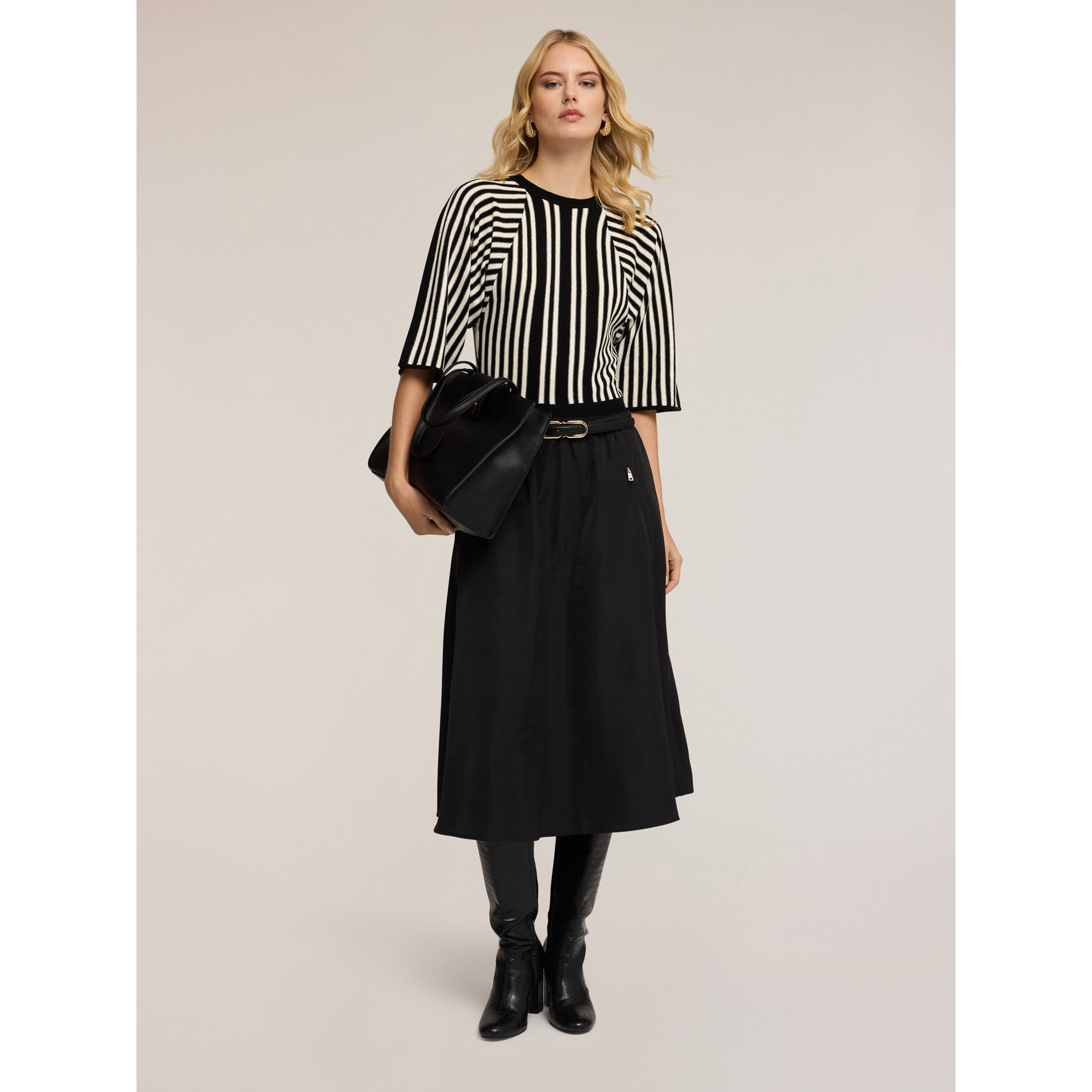 Motivi - Falda acampanada en tafetán - Negro