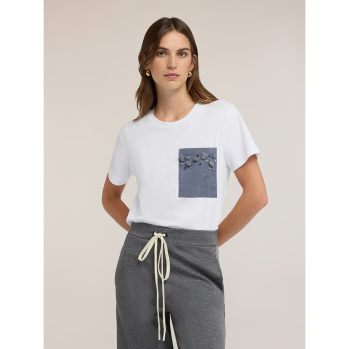 Motivi - T-shirt con taschino con pietre e strass - Bianco