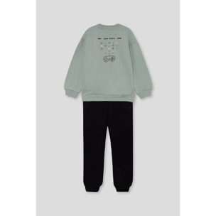 Conjunto niño sudadera verde claro y pantalón jogger negro, texto Street Monkey Game Club | Color: Verde claro | Street Monkey