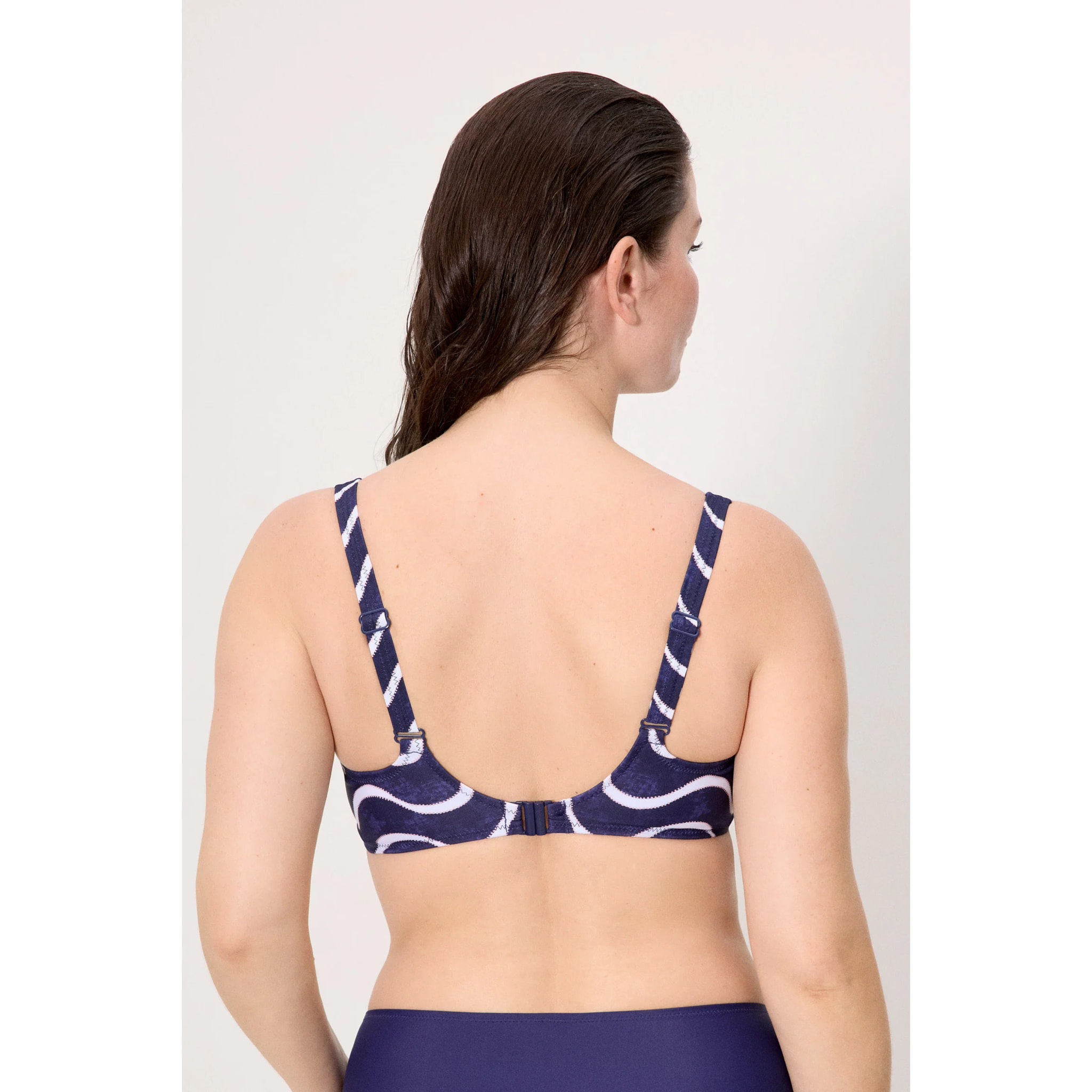 Top bikini contenitivo