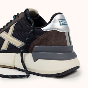 MUNICH VERSUS WMN 110