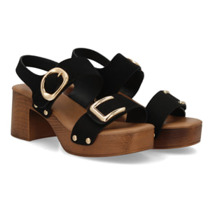 Sandalia plataforma hebillas mujer madera y tachuelas