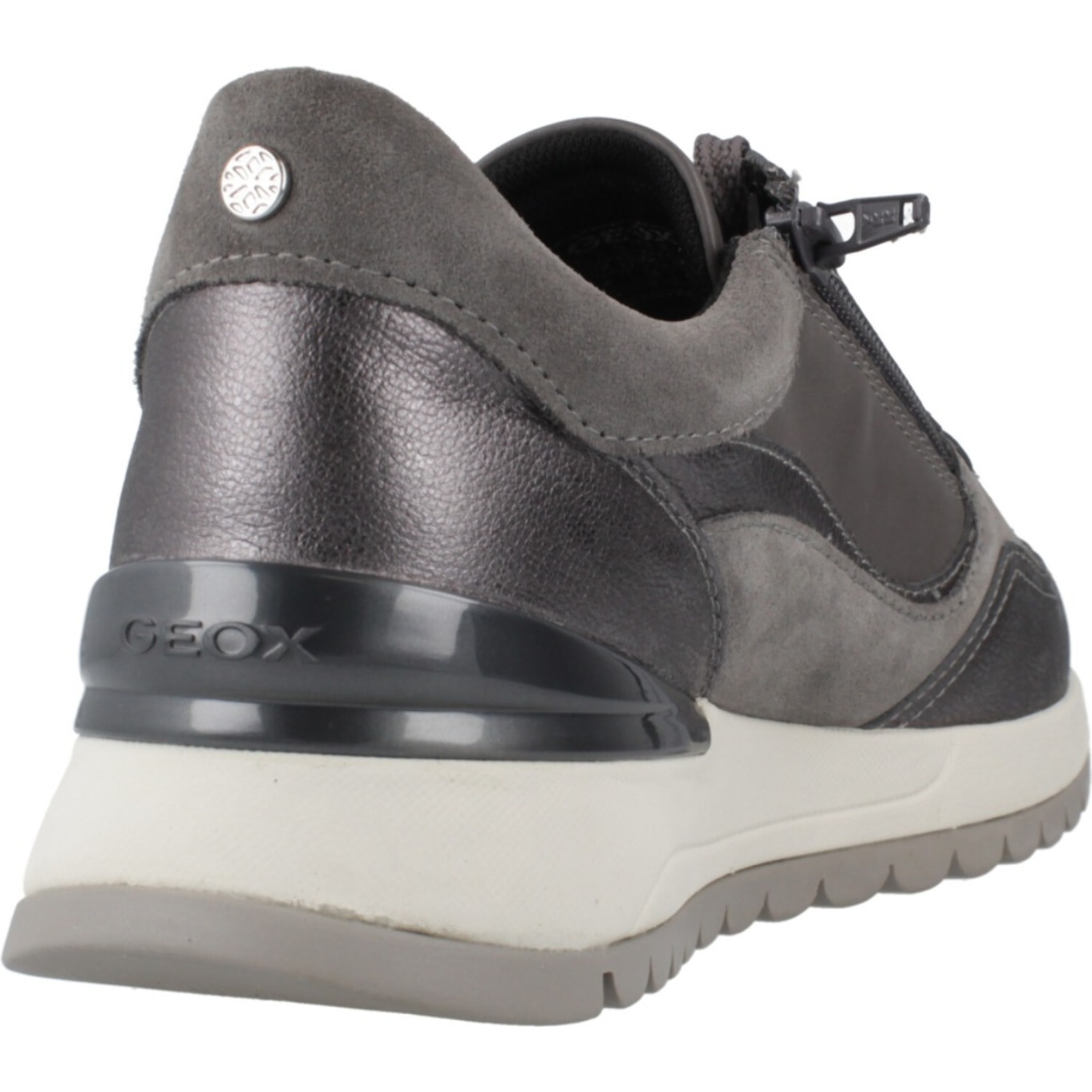 Sneakers de  Mujer de la marca GEOX  modelo D DESYA GRIS
