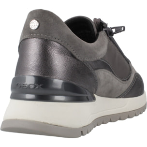 Sneakers de  Mujer de la marca GEOX  modelo D DESYA GRIS