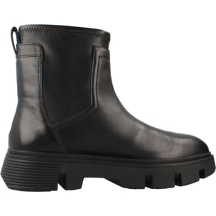 Botines Mujer de la marca GEOX  modelo D26UAC 043KB NEGRO