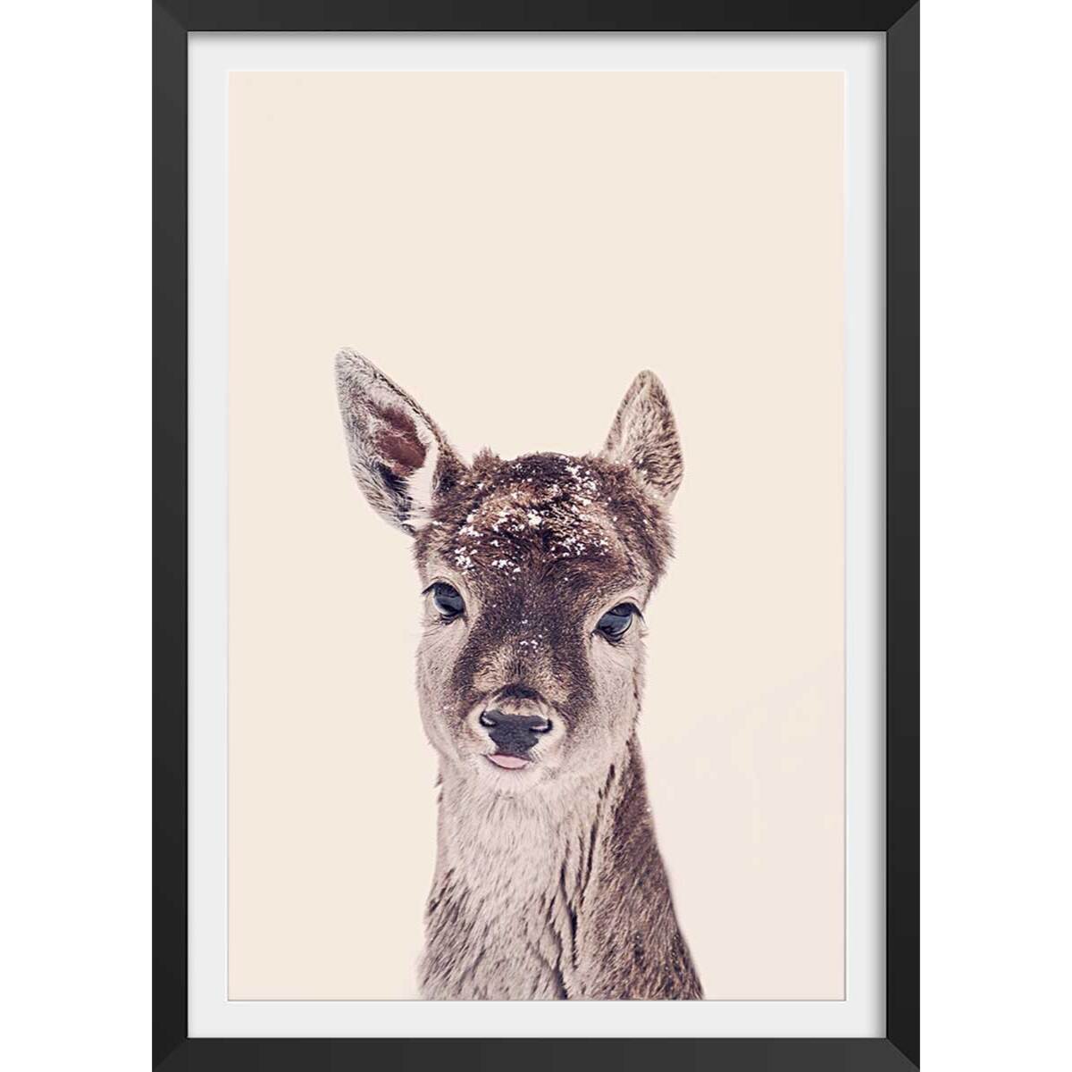 Affiche enfant biche enneigée  Affiche + cadre en bois - Noir