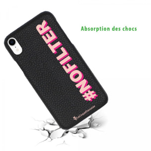 Coque iPhone Xr effet cuir grainé noir No Filter rose et fushia Design La Coque Francaise