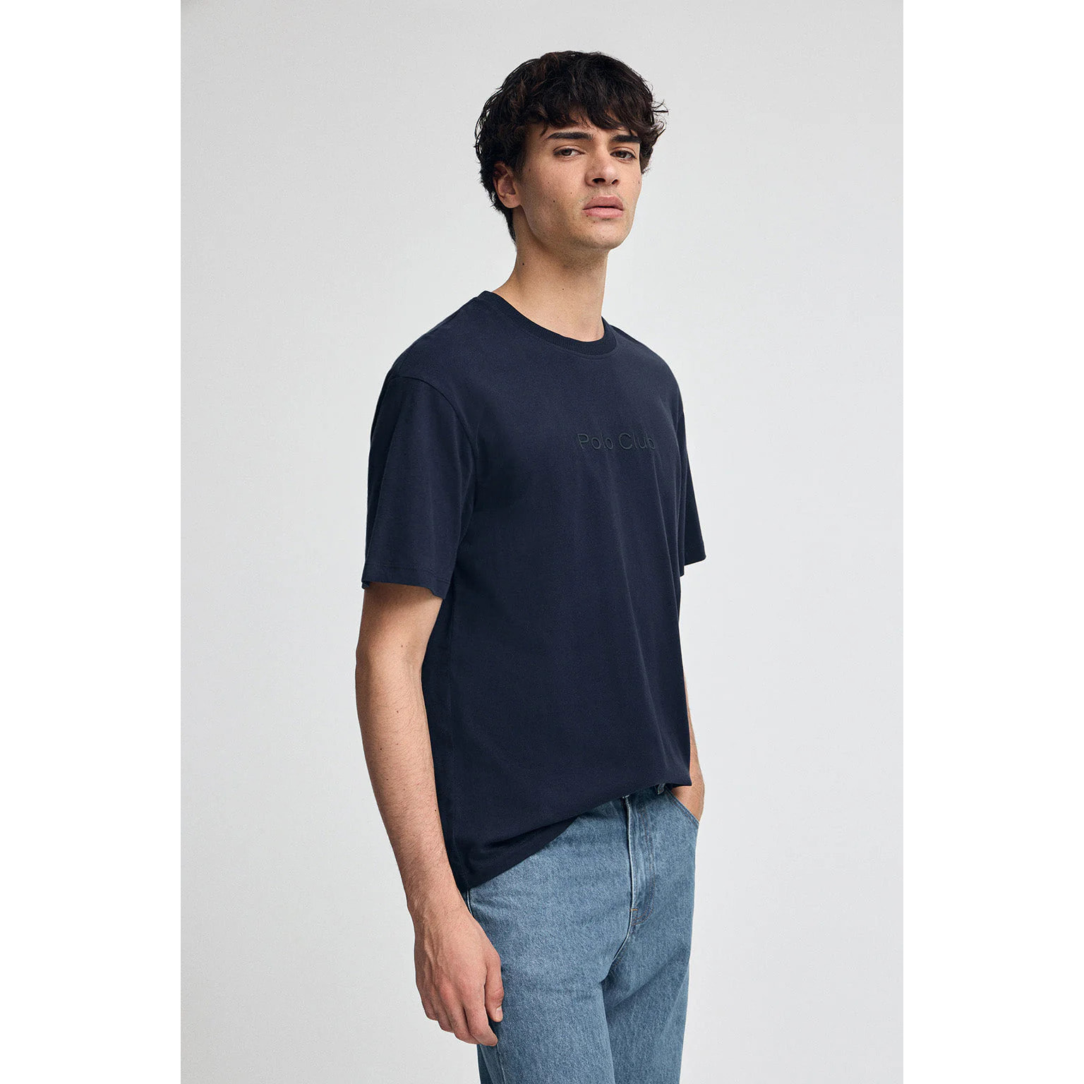 Camiseta azul marino de manga corta y logo engomado Polo Club