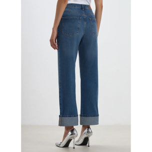 Jeans straight con risvolto