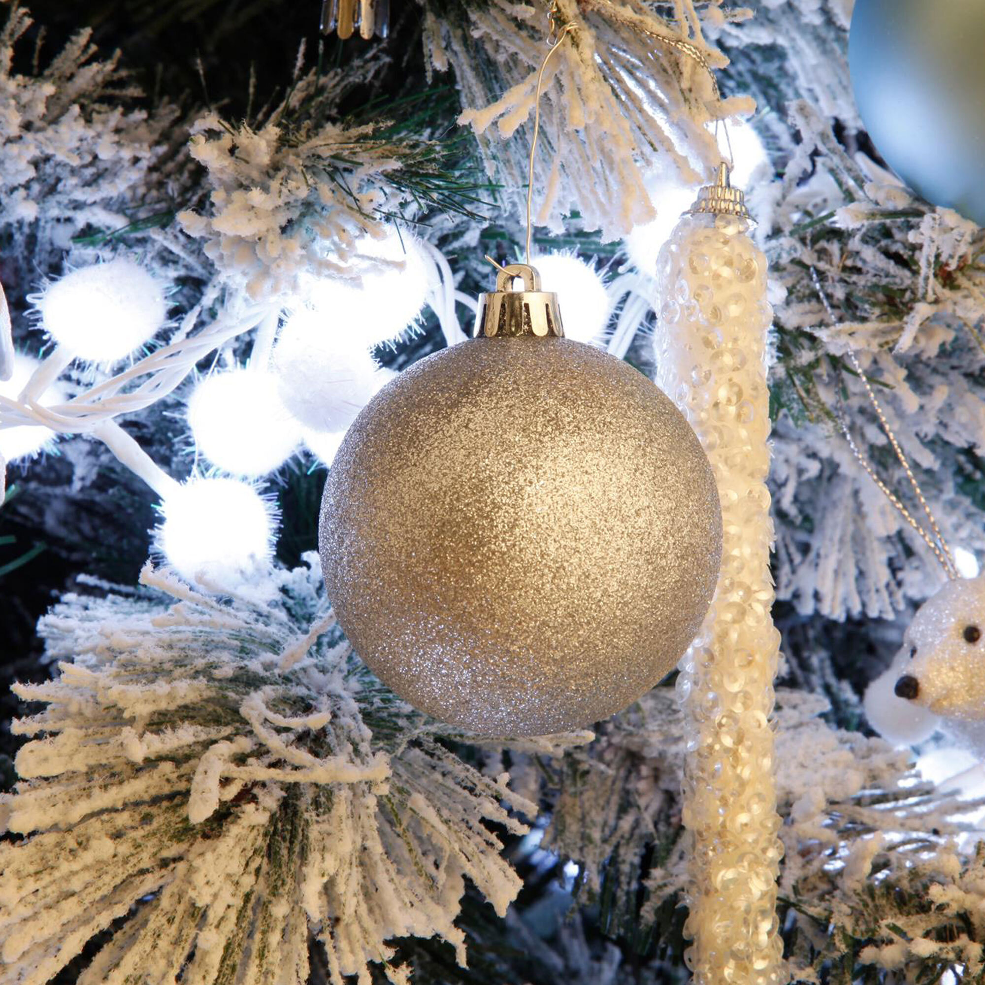 set de 100 bolas de navidad color plata en tubo pet con diferentes diseños y acabados