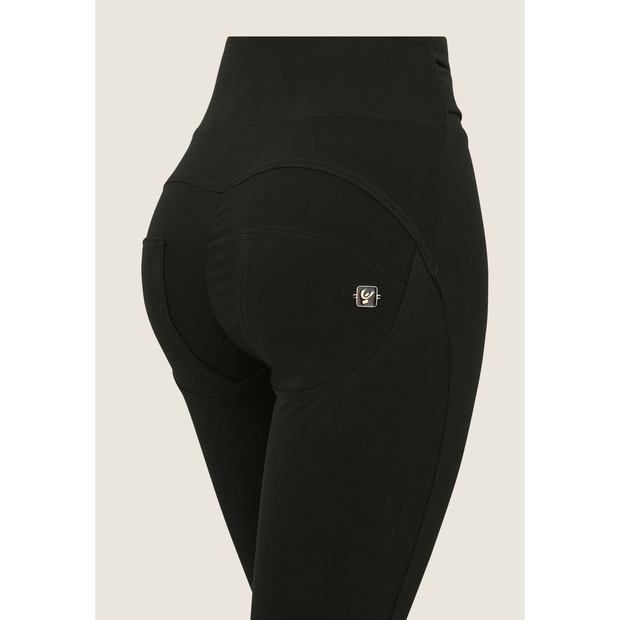 Pantaloni WR.UP® superskinny 7/8 vita alta con decori oro