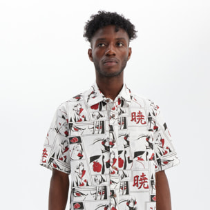 La intimidante mirada de ITACHI UCHIHA portando su Kunai te acompañará allá donde vayas gracias a esta camisa de la colaboración oficial entre Hydroponic y Naruto. NA ITACHI Hydroponic