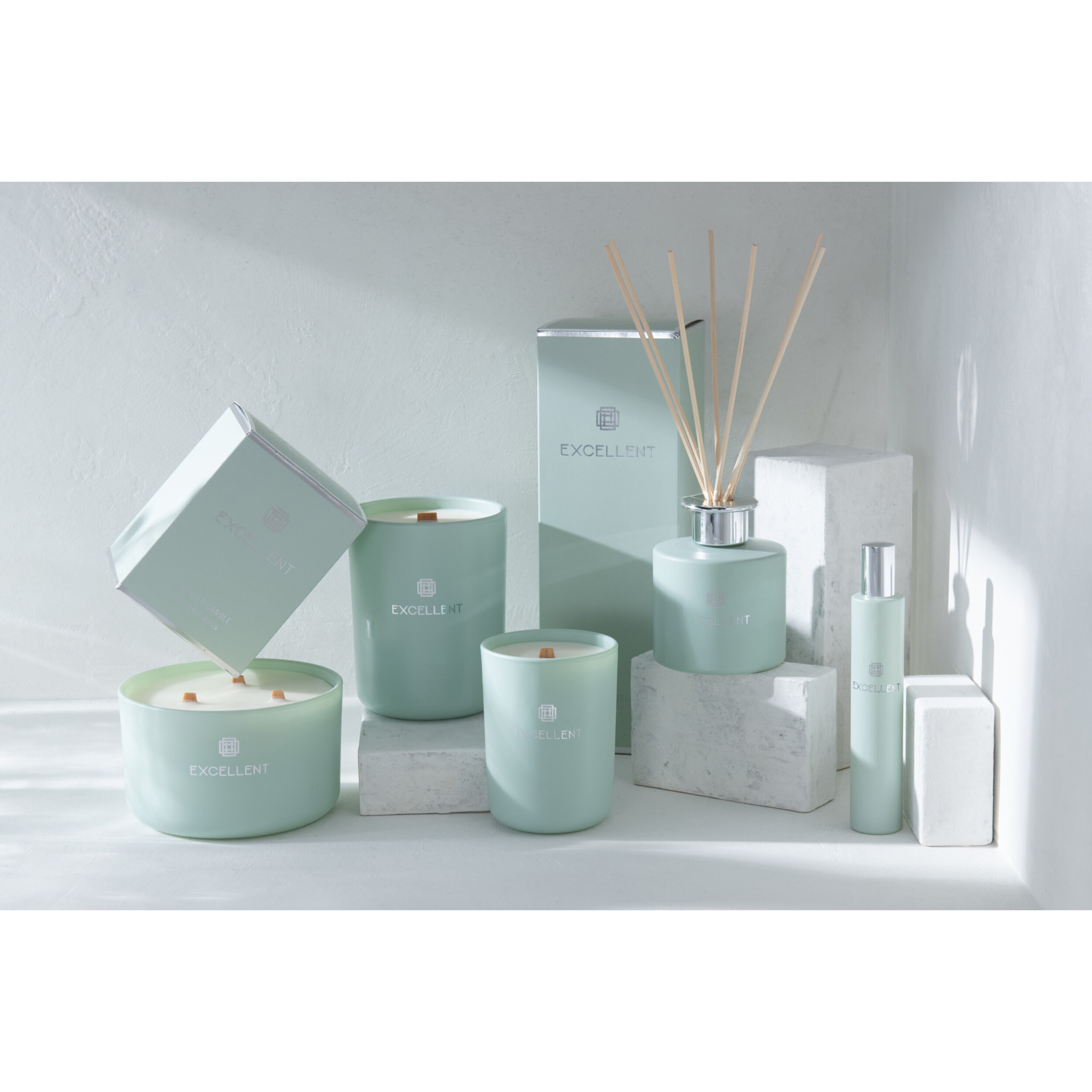 J-Line parfum de maison Excellent - Bergamot Wood - verre - vert menthe