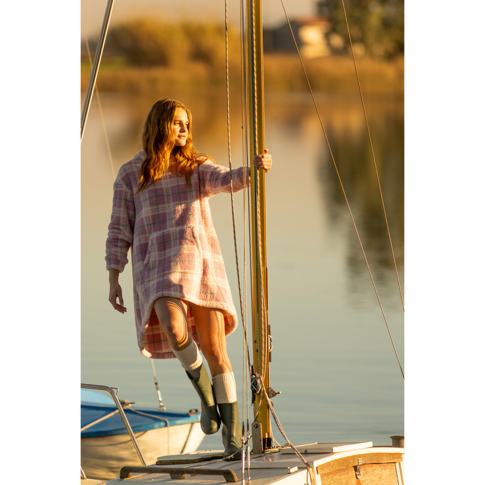 Poncho donna orsino in eco pelliccia con cappuccio Noidinotte